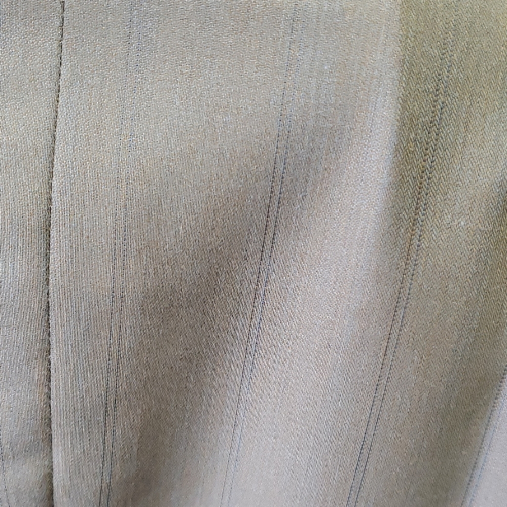 Suit - Picture 4 of 6